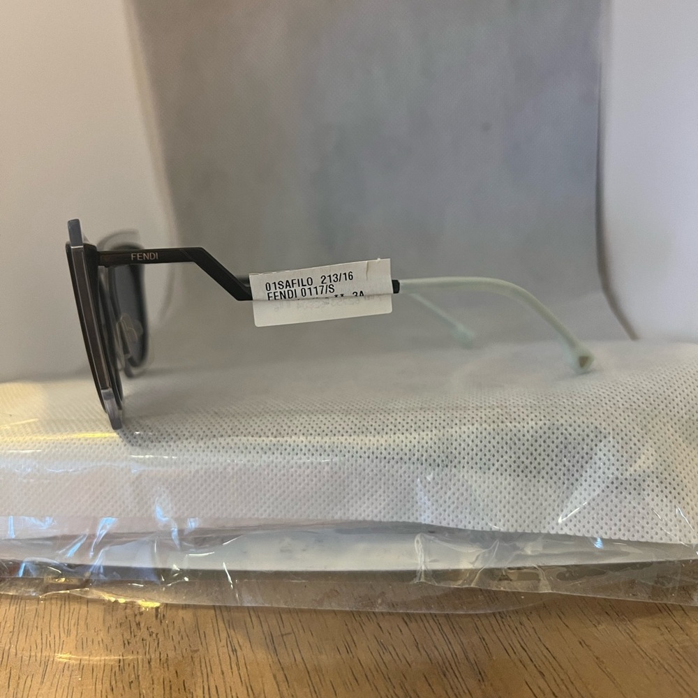 Fendi sunglasses frame FF 0117 - Picture 4 of 4